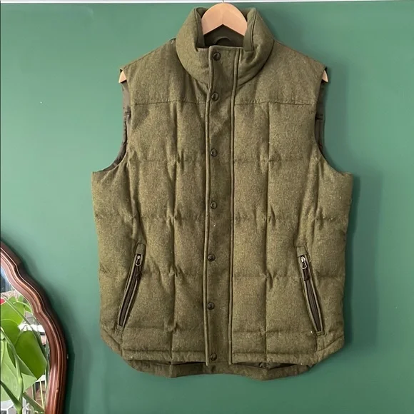 Lands' End Men's M Wool Olive Green Quilted Puffer Vest Fall Layering Warm - Picture 1 of 6